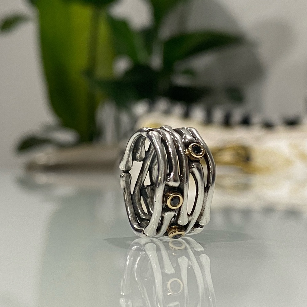 Authentic Pandora ~ Retired Dancing Bones Two-tone Ring w. Black Diamonds.